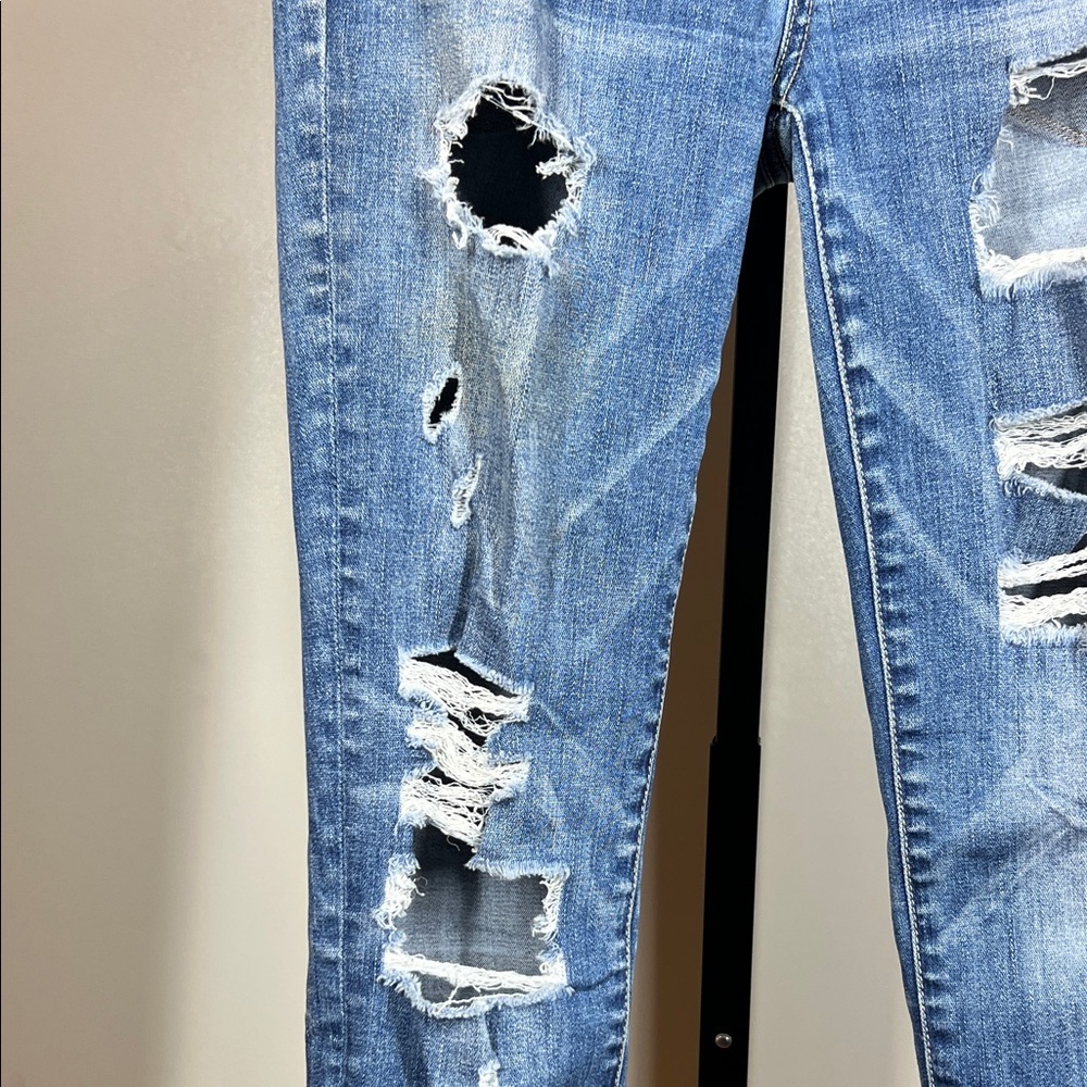 American Eagle Outfitters Ripped Skinny Jeans in Blue - Picture 6 of 9